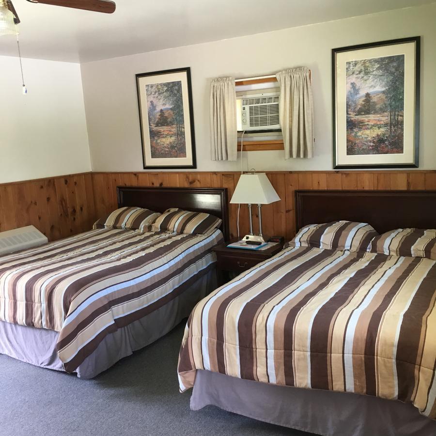The Forest Lodge And Campground Marienville Exterior photo